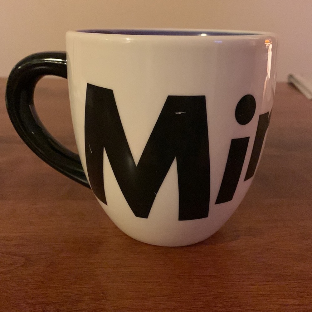 Disney Parks Mug - Minnie - Picture 3 of 5